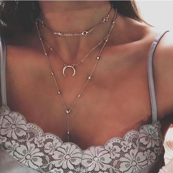 Bellanblue Jewelry - MILEY Hearts & Moon Necklace